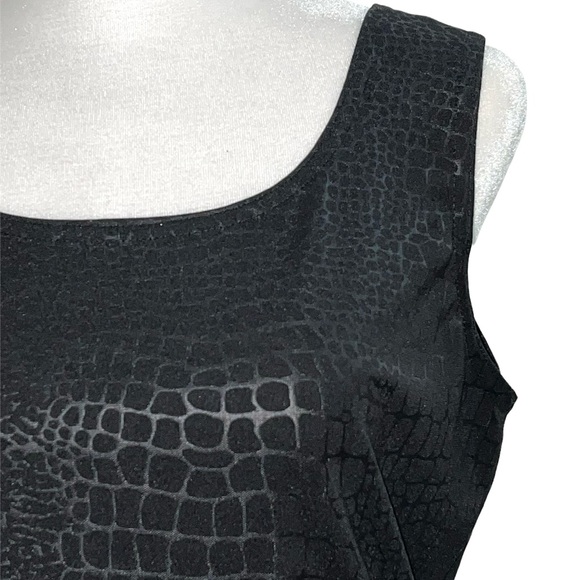 Fashion 2 Fashion Women’s Snake Print Sleeveless Top Size Small - Picture 4 of 7